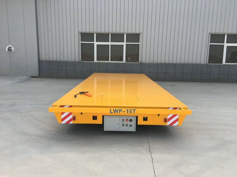 15 tấn xe tải chuyển nhượng pin
