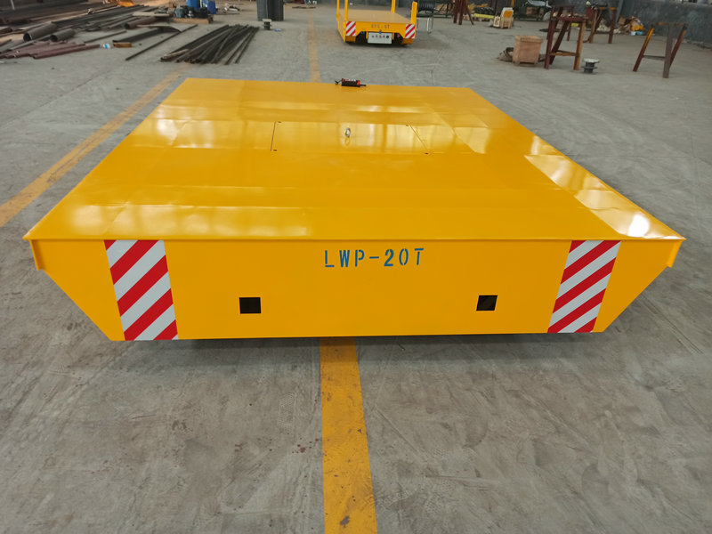 Xe tải chuyển vật liệu nặng điện