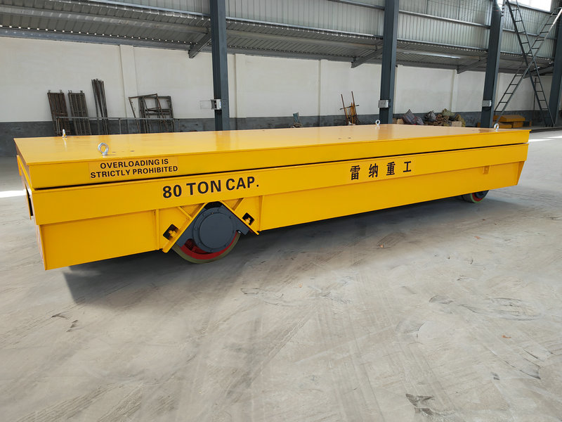 80 tấn Heavy Duty Hydraulic Lifting Trackless Cart
