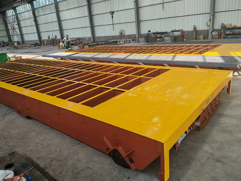 Xe tải vận chuyển đường sắt hạng nặng 25 tấn