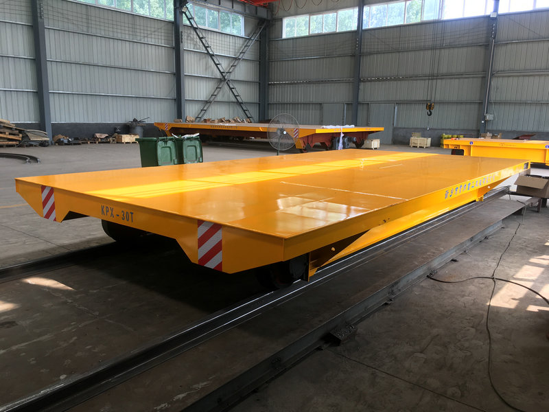 Xe tải vận chuyển công nghiệp 30 tấn