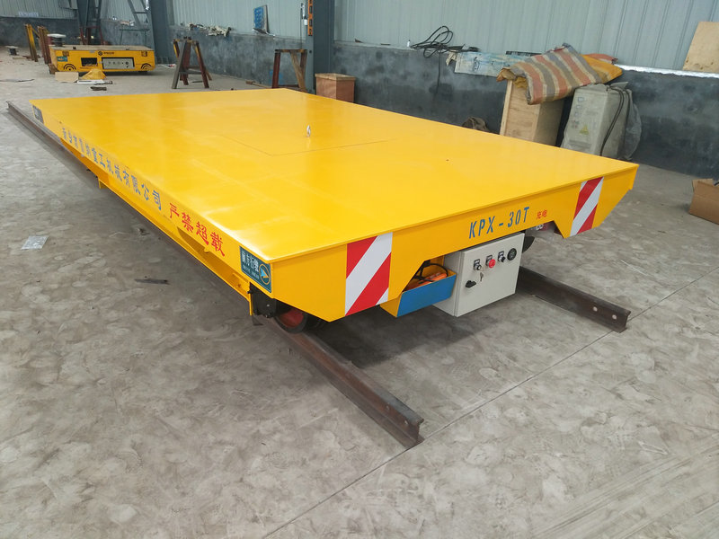 Xe vận chuyển 30 tấn