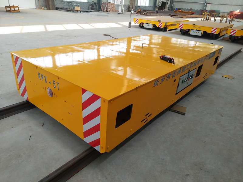 5 Tons Battery Rail Material Transfer Traktor Xe tải