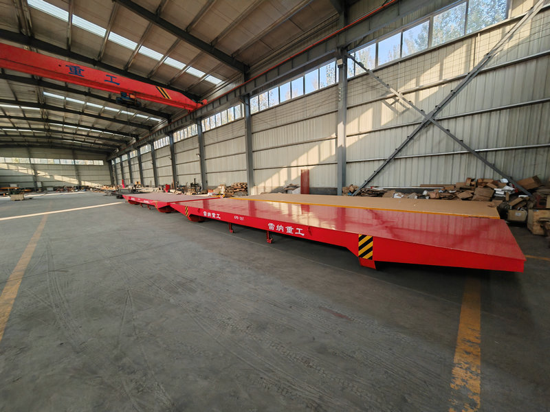 20 tấn tùy chỉnh Low Voltage Powered Steel Rail Transfer Trolley