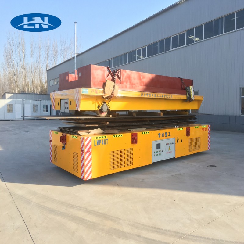 Làm thế nào một xe tải chuyển điện không đường dẫn hoạt động